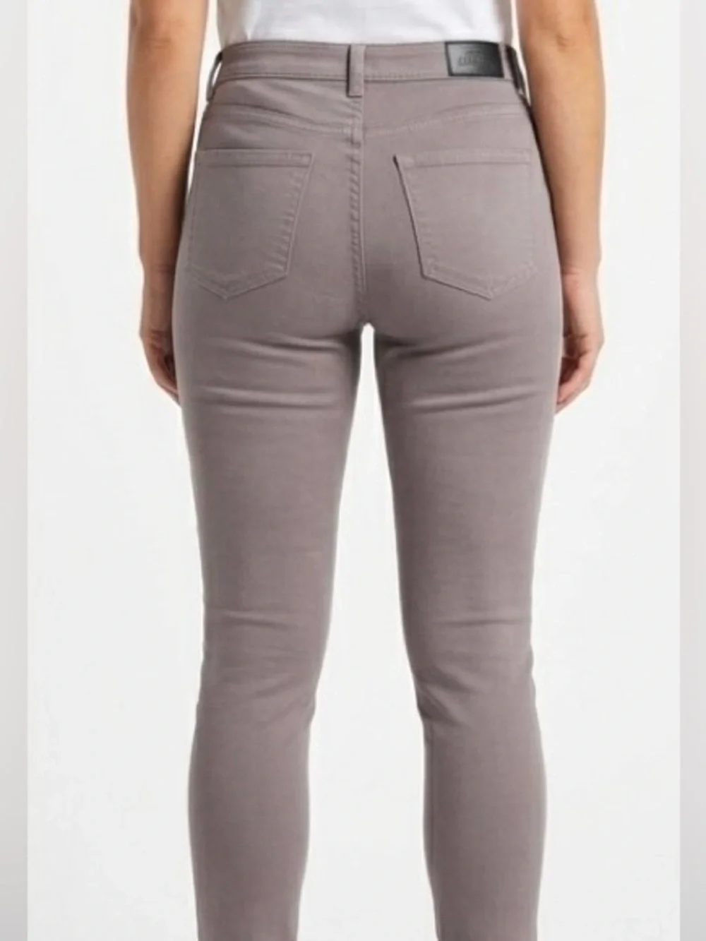 KATE SPADE SATURDAY Grey Skinny Straight Leg Jeans w Stretch